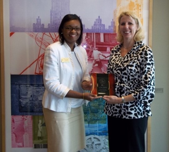 Mrs. Laurie Farmer, Director of State Cooperative Programs for FDA Southeast Region, receiving recognition